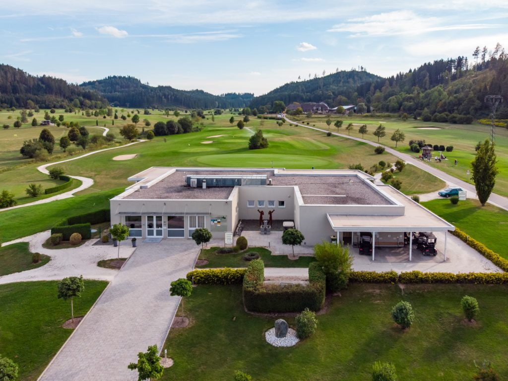 Clubhaus Golfplatz St. Veit