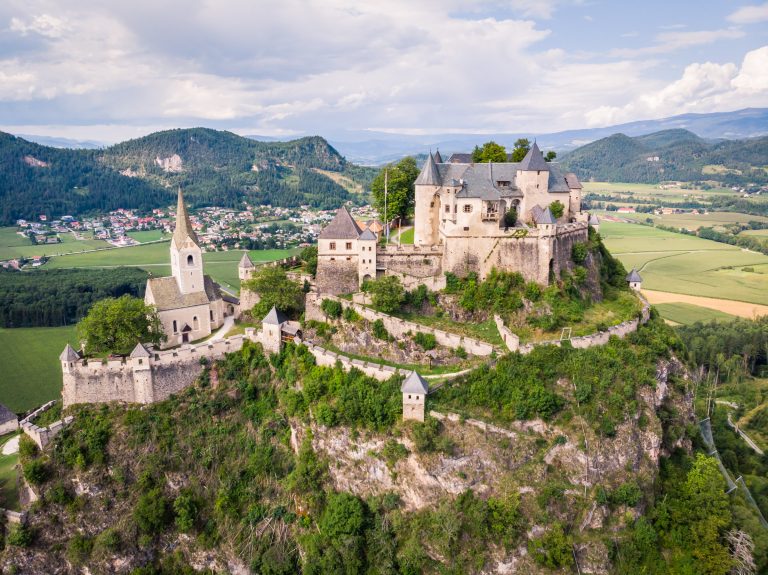 Blick auf die Burg Hochosterwitz