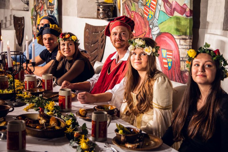 Spektakeldinner im Fürstenhof Friesach