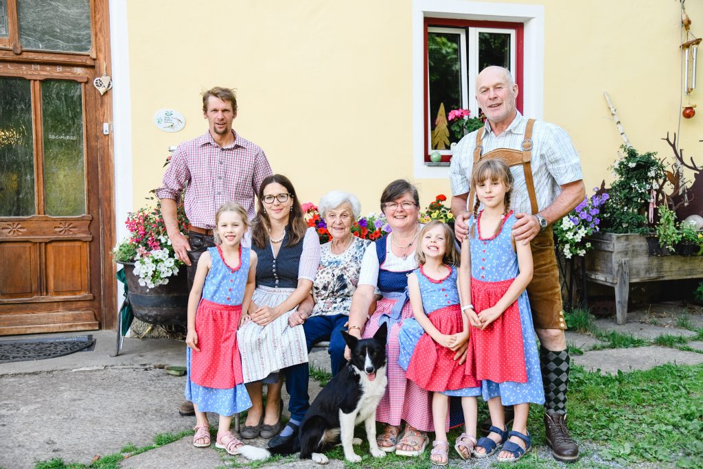 Die Familie am Gullyhof in Metnitz