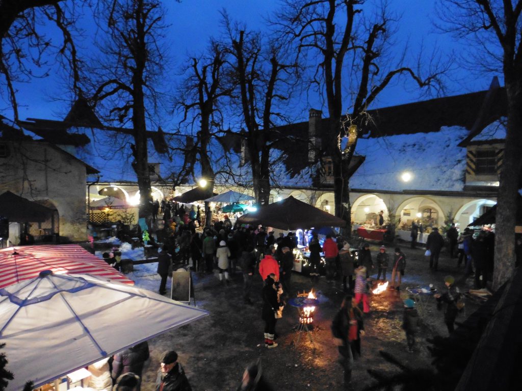 Adventmarkt auf Burg Hochosterwitz 