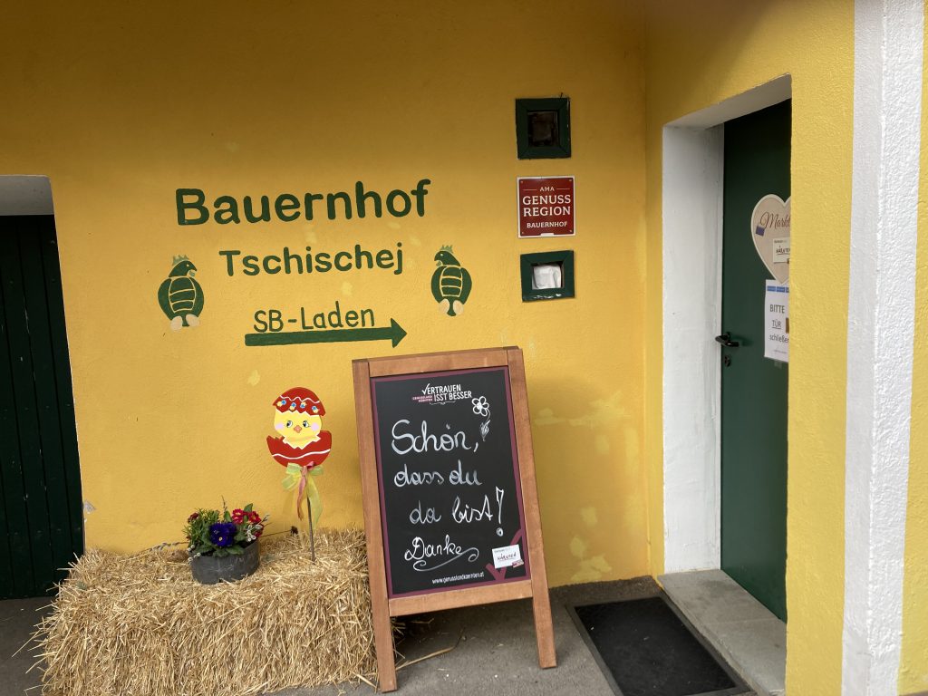 SB-Laden am Bauernhof Tschischej